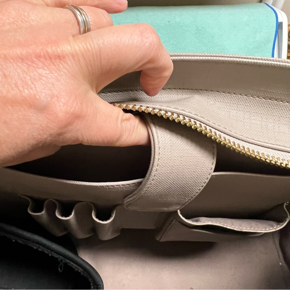Dagne Dover Legend signature computer tote. Multiple interior pockets zip close - Picture 10 of 16